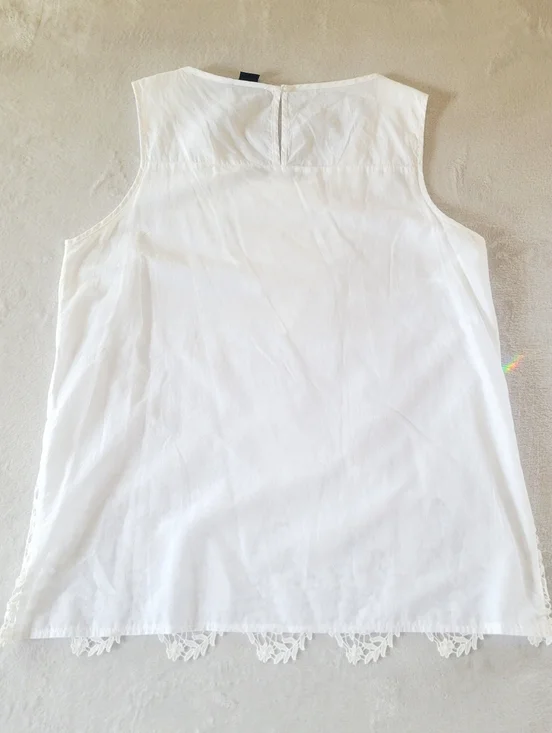 White Cotton Eyelet Embroidered Lace Crochet Trim Sleeveless Top Large Boho - Picture 7 of 8